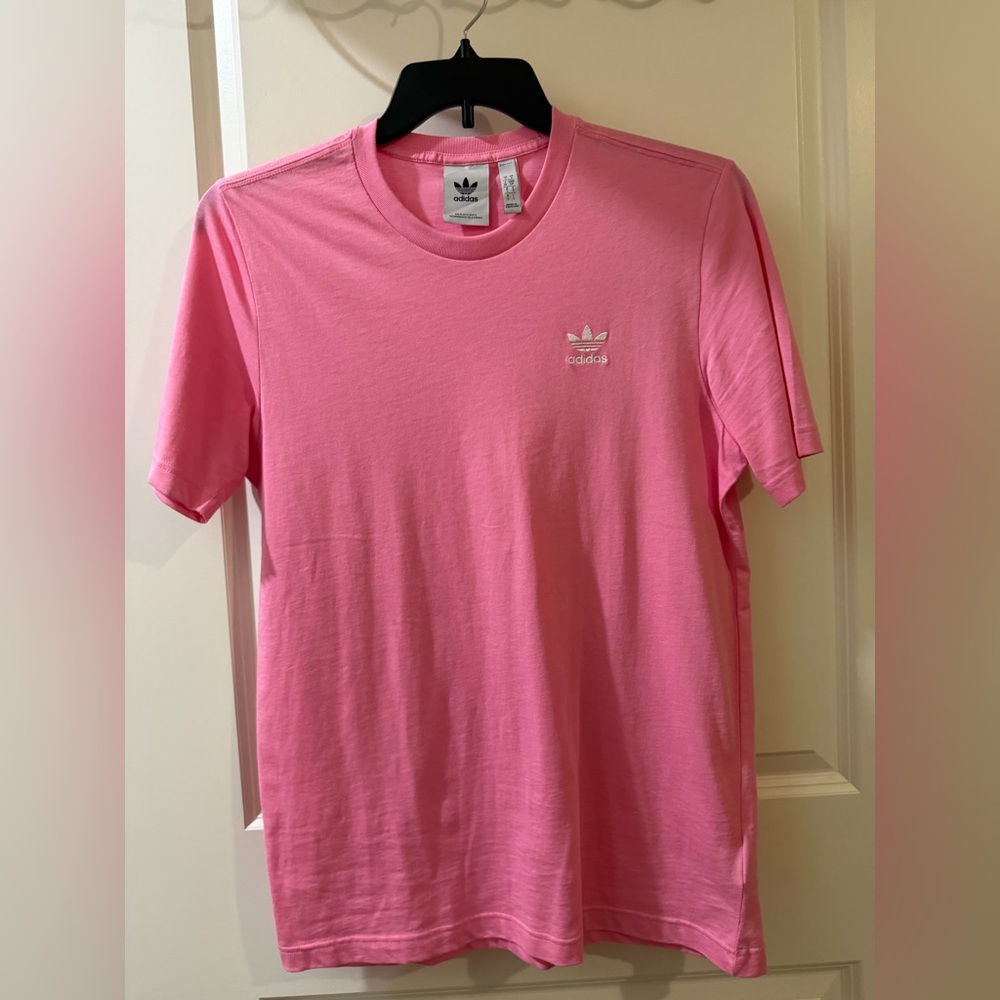 Men’s Adidas pink t-shirt short sleeves size S